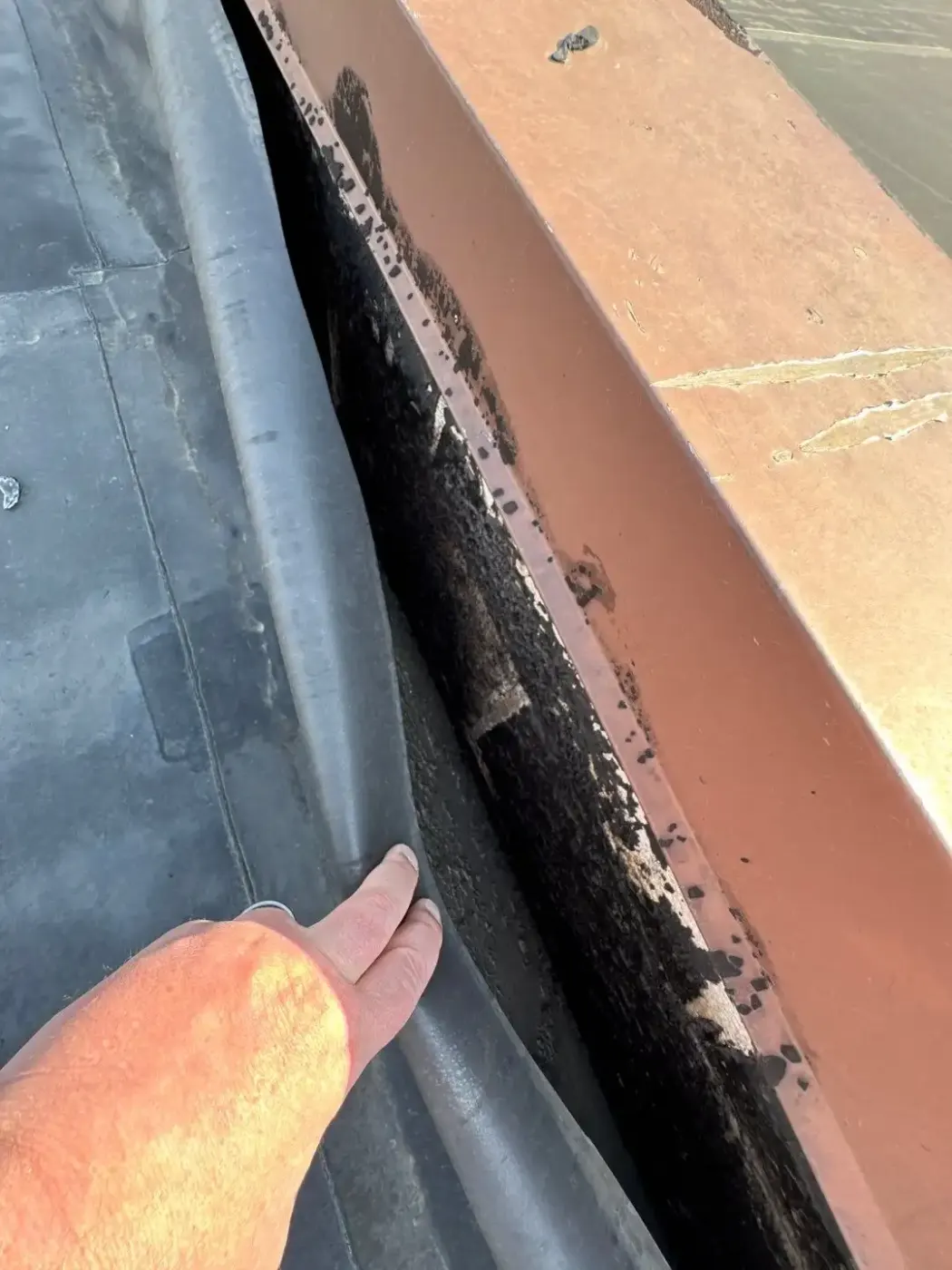 Commercial roof inspection documented in Connersville