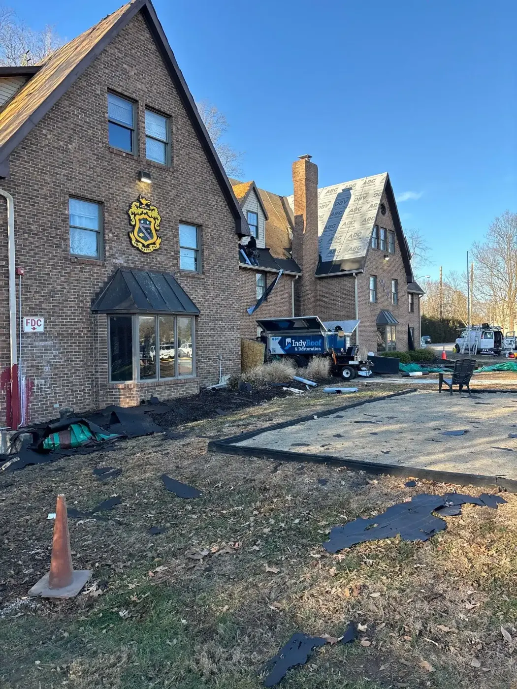 Manufacturer-certified roof installation in Connersville